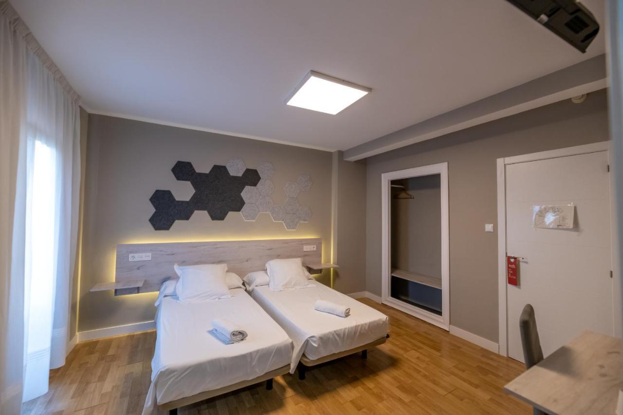 Standard Double or Twin Room,1240416499:JPEG
